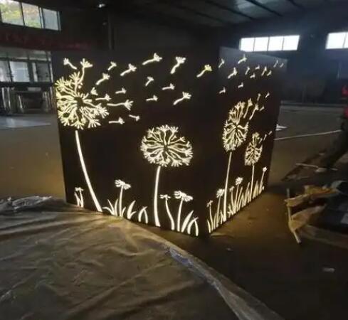 琼结耐候钢灯箱